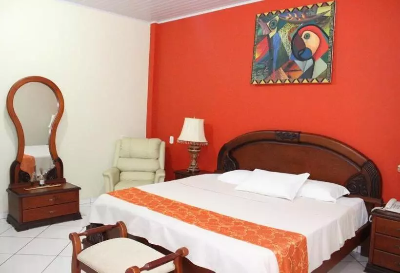 Otel Takana