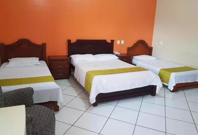 Otel Takana