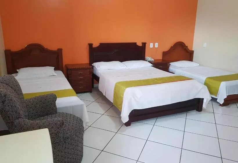 Otel Takana