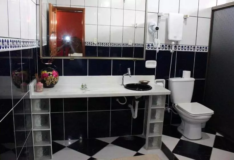 Otel Takana