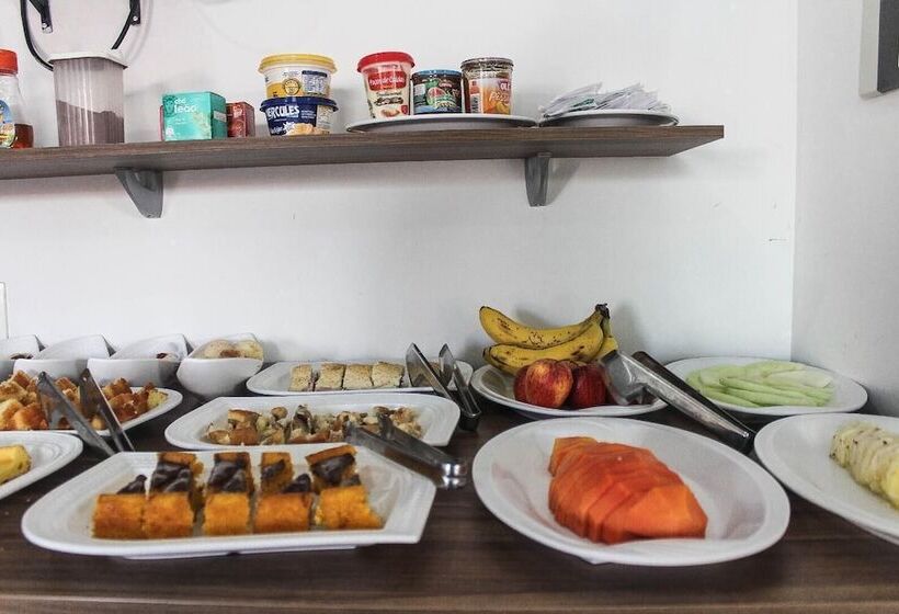 Отель The Hill Hoteis Residence