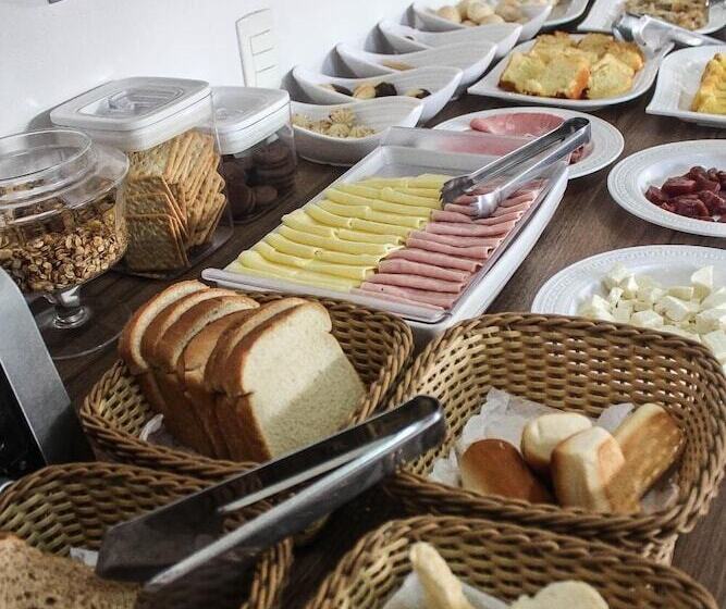 Отель The Hill Hoteis Residence