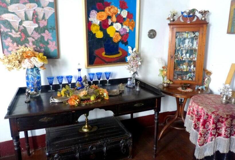 Pouso Das Glicínias   B&b