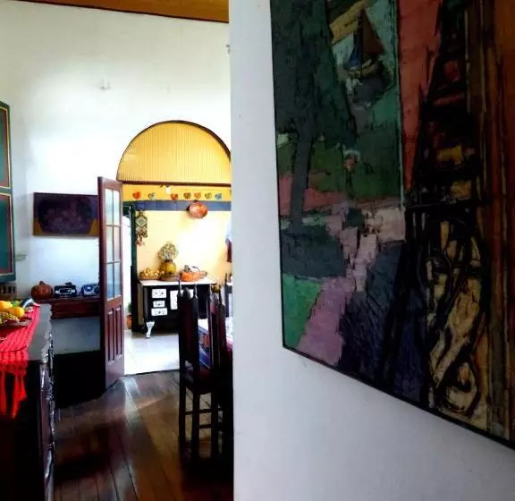 Pouso Das Glicínias   B&b