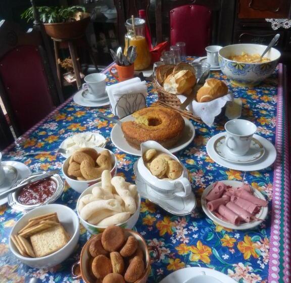 Pouso Das Glicínias   B&b