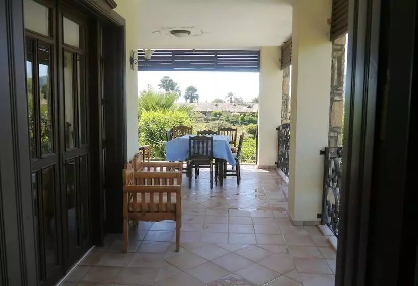 Asur Hotel & Aparts & Villas