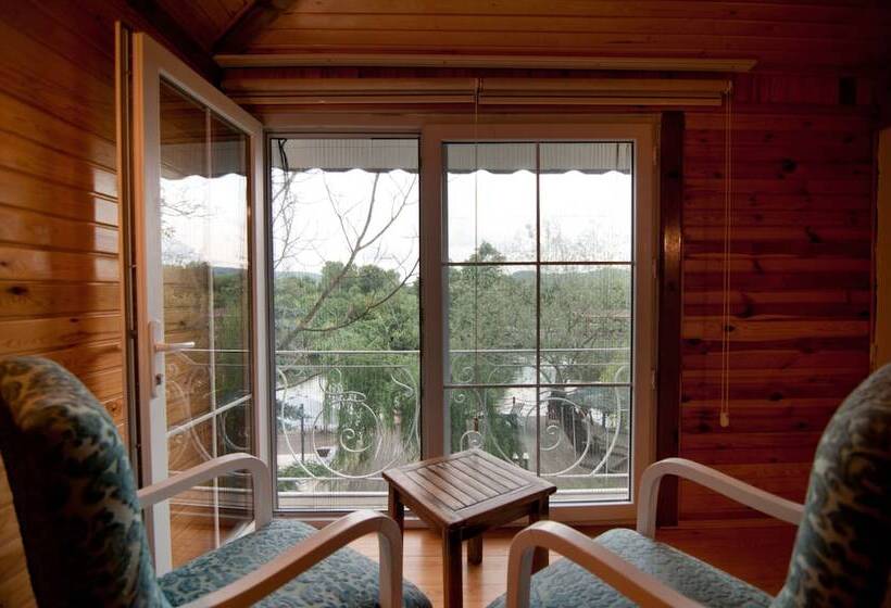 בית מלון כפרי Agva Nehir Evi  Adult Only