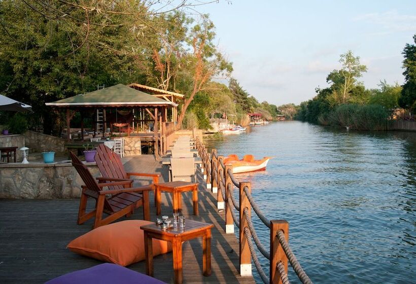 בית מלון כפרי Agva Nehir Evi  Adult Only