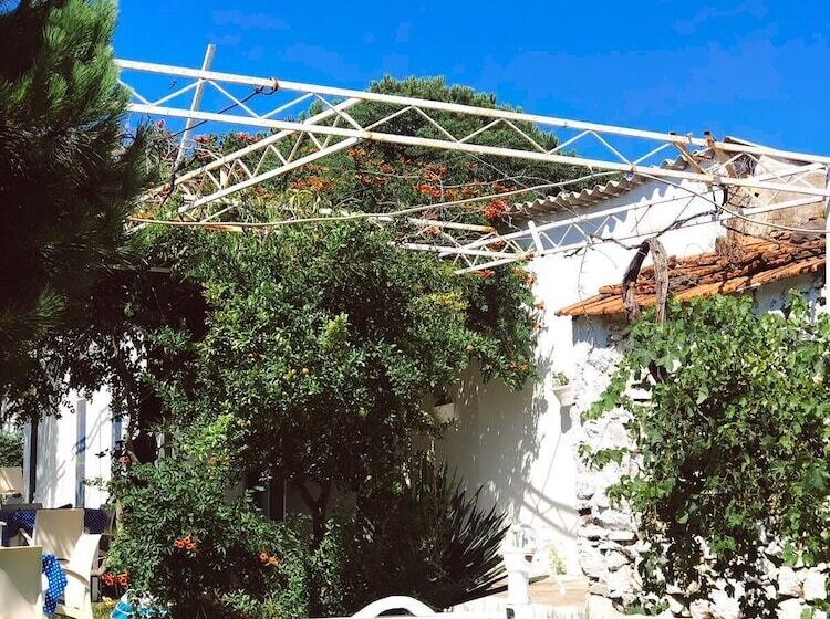 בית מלון כפרי Biyikli Pansiyon