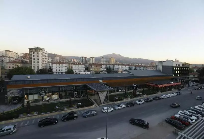 هتل Fier Life Center