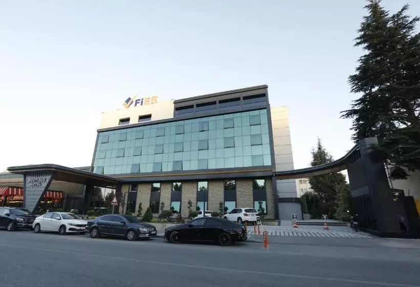هتل Fier Life Center