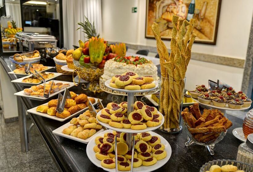 Porto Minas Hotel E Convenções