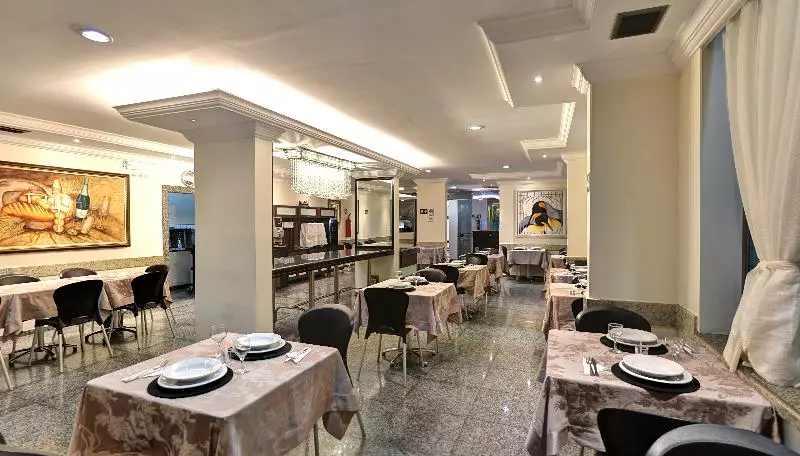 Porto Minas Hotel E Convenções