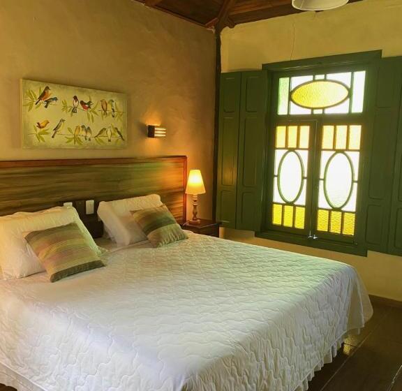 Отель Santa Esmeralda