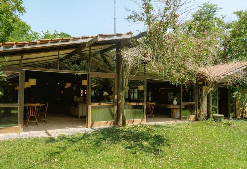 Отель Santa Esmeralda