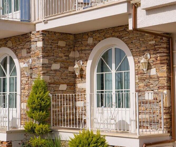 هتل Vinifera Ephesus