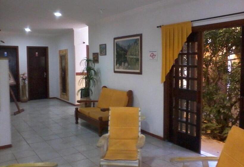 בית מלון כפרי Xapuri