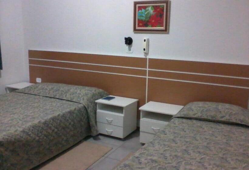 בית מלון כפרי Xapuri