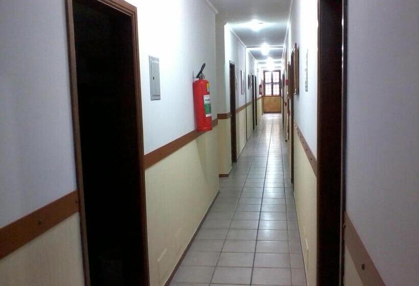 בית מלון כפרי Xapuri