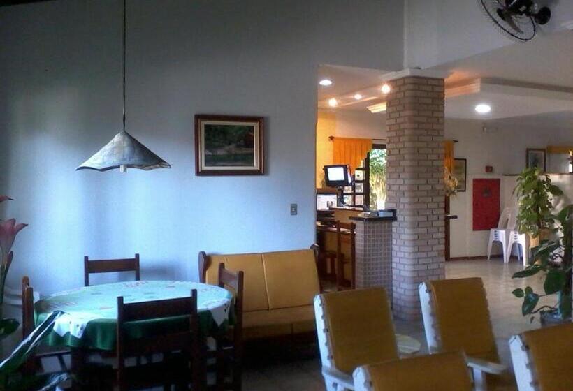 בית מלון כפרי Xapuri