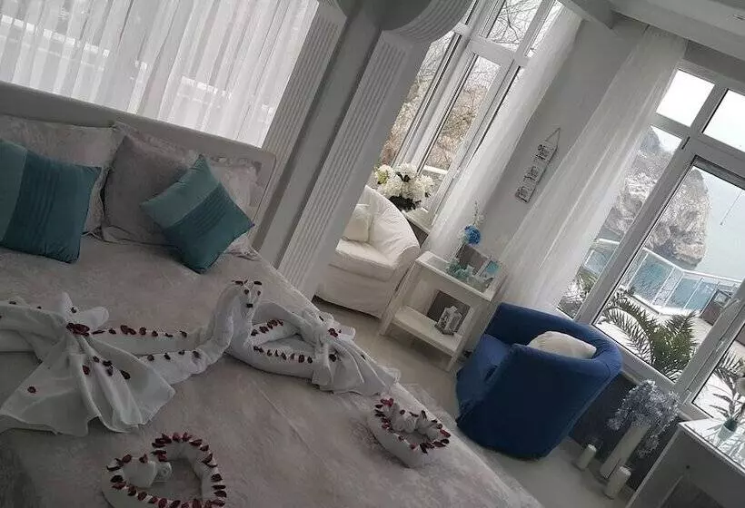 ホテル Yasemin Suite