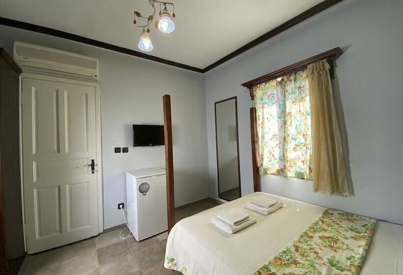 تختخواب و صبحانه Bagban Bozcaada