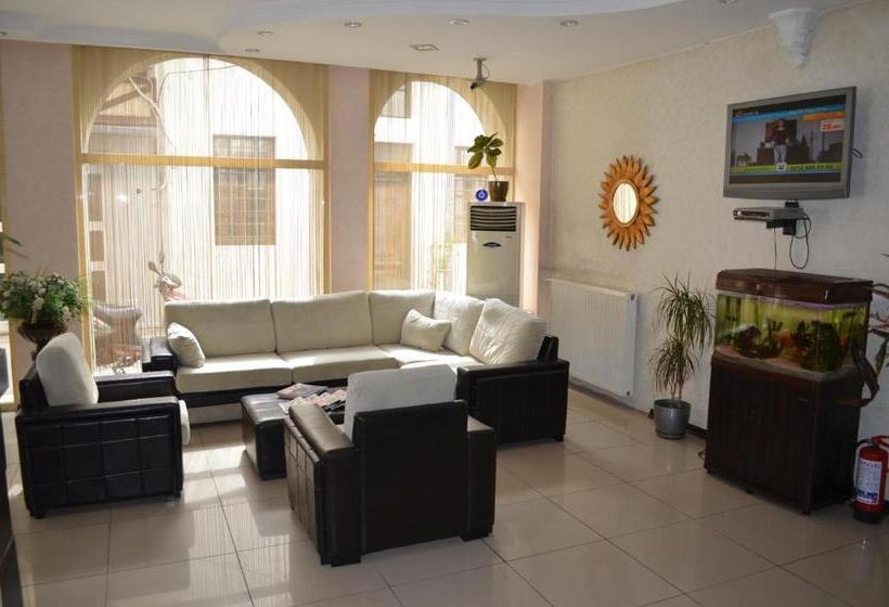 هتل Ayvalık Palas