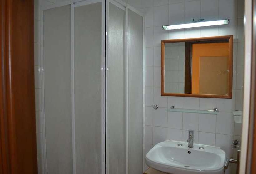 هتل Ayvalık Palas