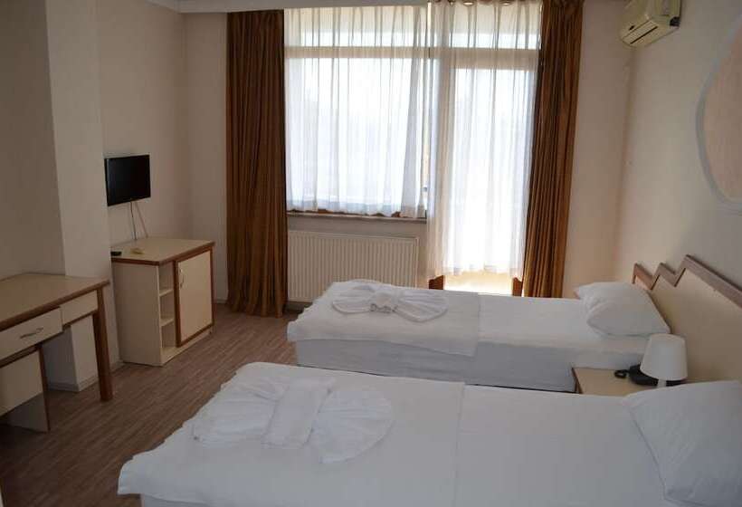 هتل Ayvalık Palas