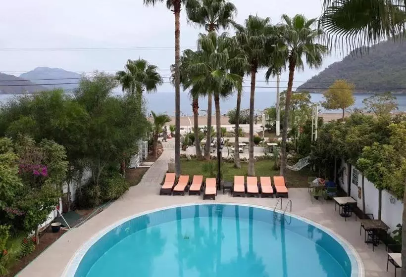 Hotel On