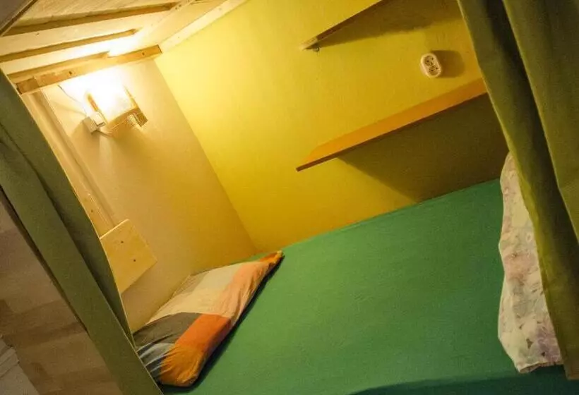 Hostel Shantihome