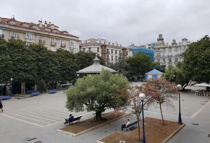 Apartamentos Art Suite Santander