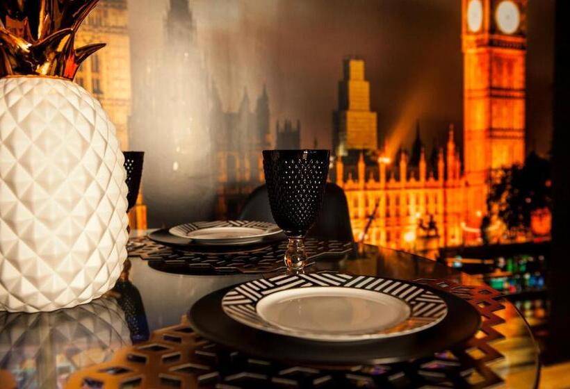 Apartamentos Art Suite Santander