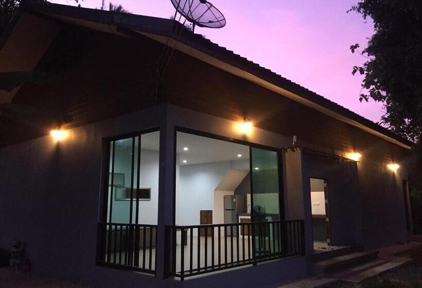 Bed and Breakfast Baan Anattaya Koh Yao Noi