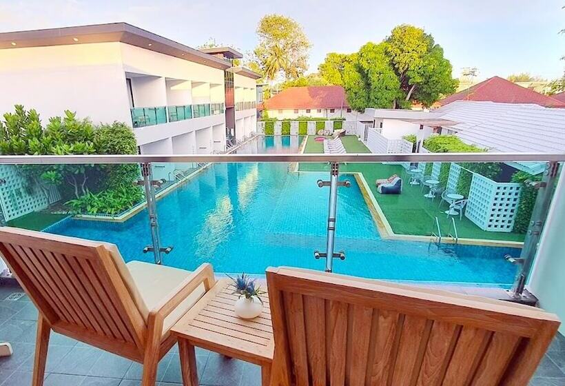 Chaolao Cabana Resort