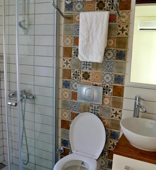 בית מלון כפרי Hideaway