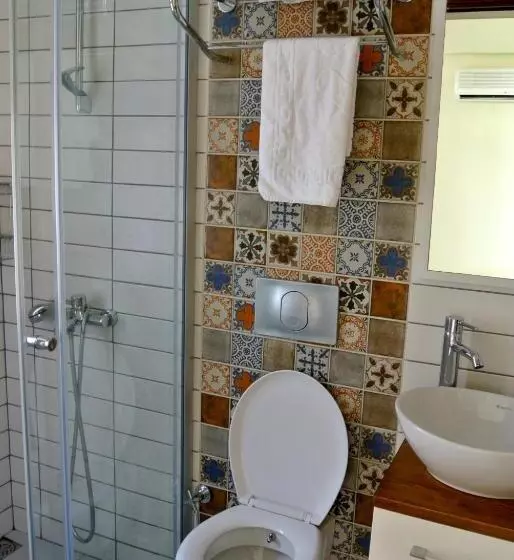 Hotel Hideaway