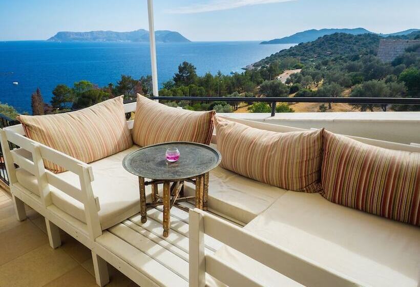 בית מלון כפרי Hideaway