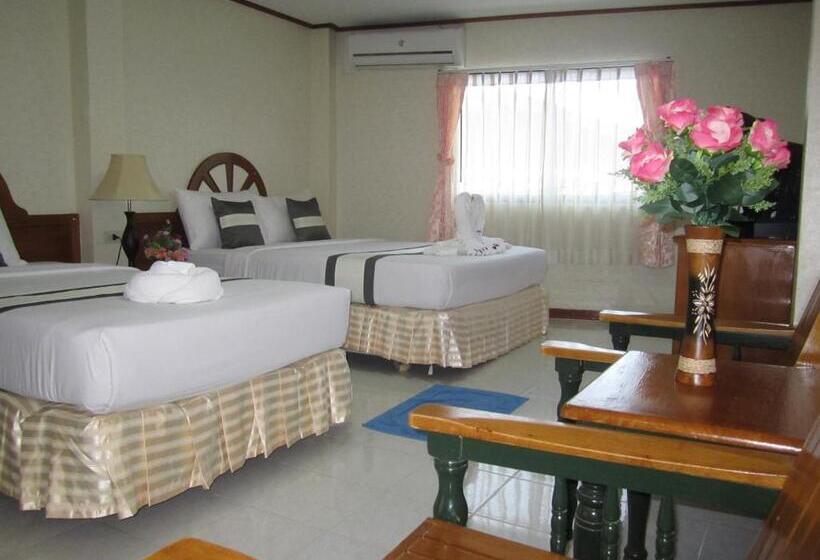 בית מלון כפרי Natacha