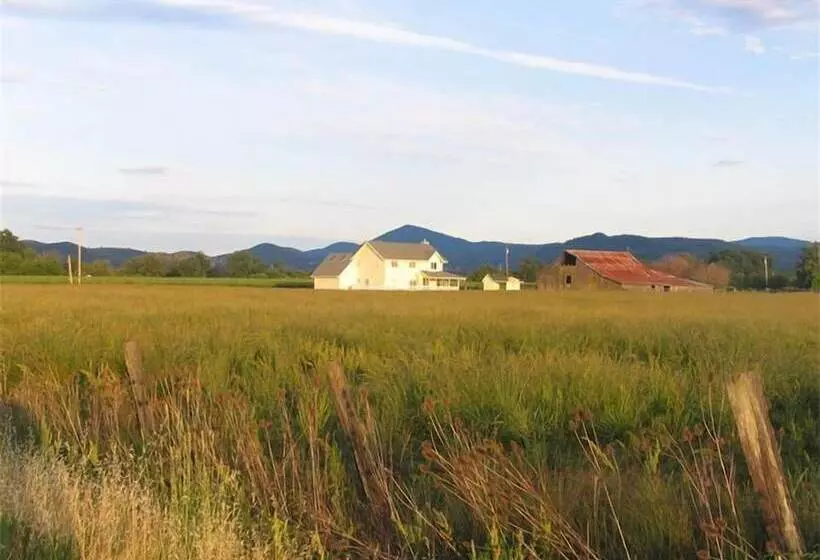 Makiivka Estate
