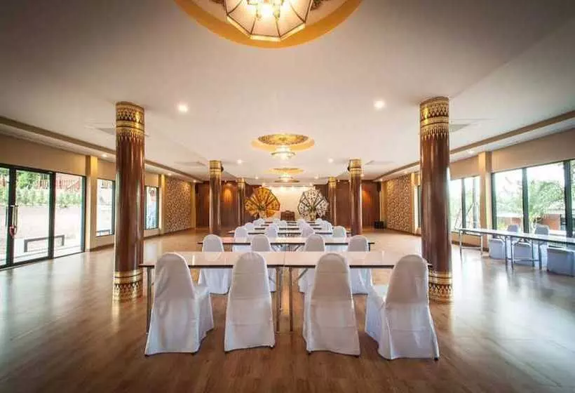 Moon Terrace Resort &