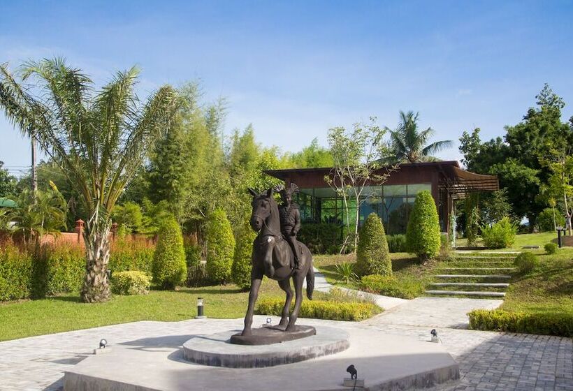 Moon Terrace Resort &