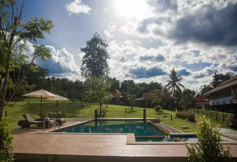 Moon Terrace Resort &