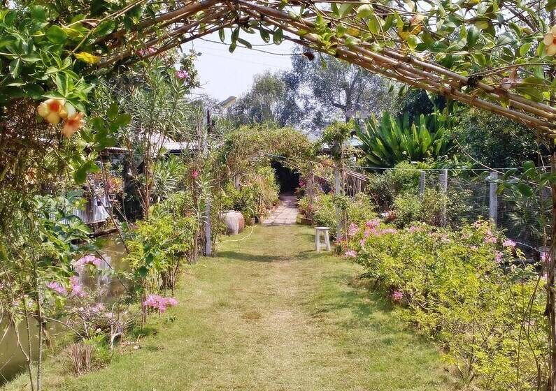 Пансион Baan Bon Homestay Amphawa