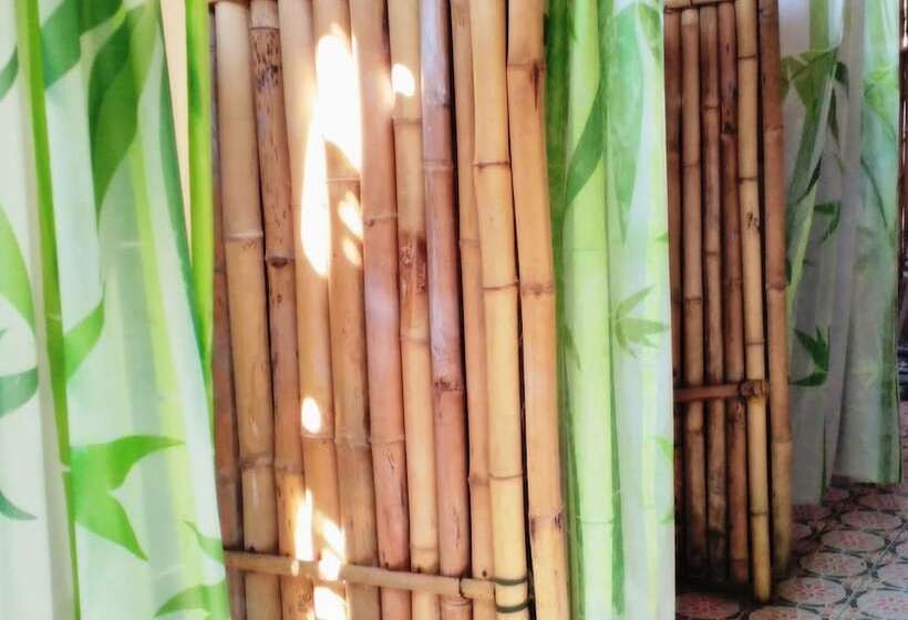 Пансион Baan Bon Homestay Amphawa