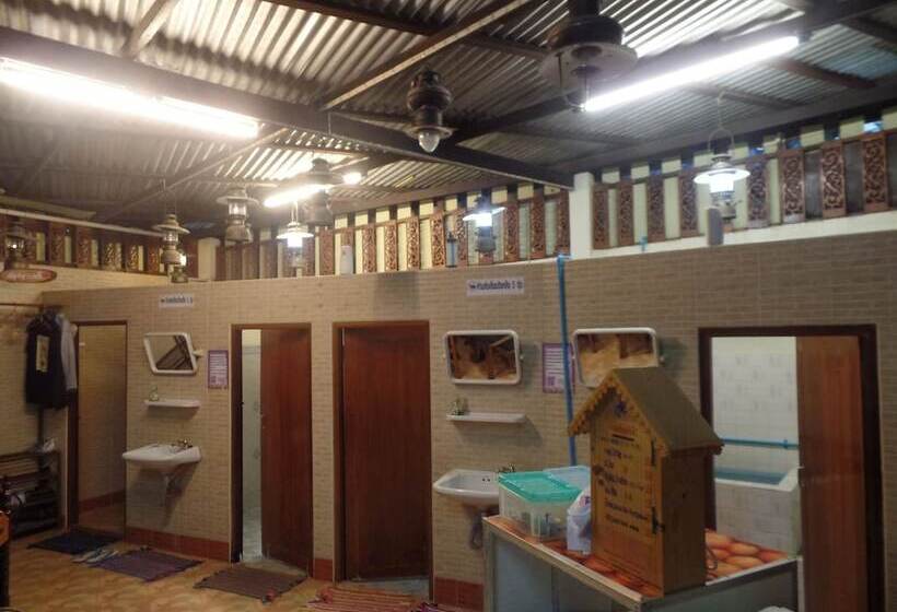 Pensão Ban Mae Arom