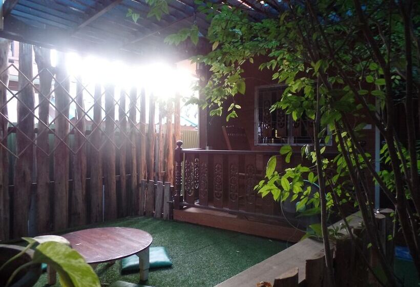 Pensão Ban Mae Arom