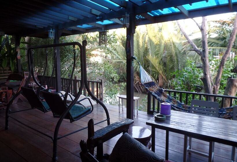 Pensão Ban Mae Arom