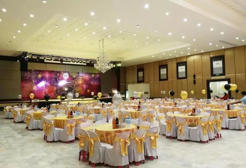 The Pine Resort