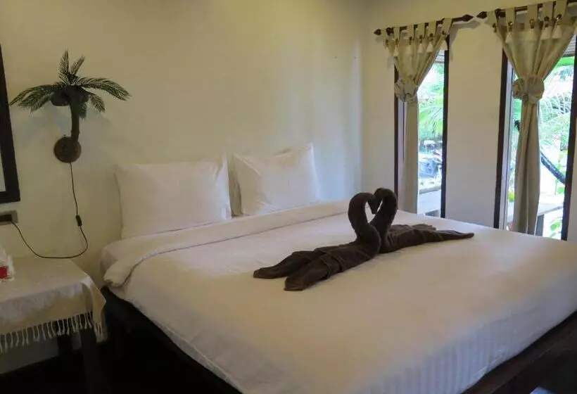 V View Beach Resort